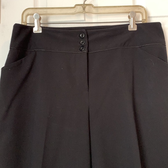 Reitmans petites black wide-leg capris - Picture 2 of 8